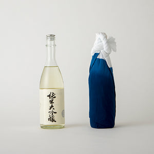 <h1>Ultra Refined Pure Sake</h1><br><h2>produced by kanda</h2>